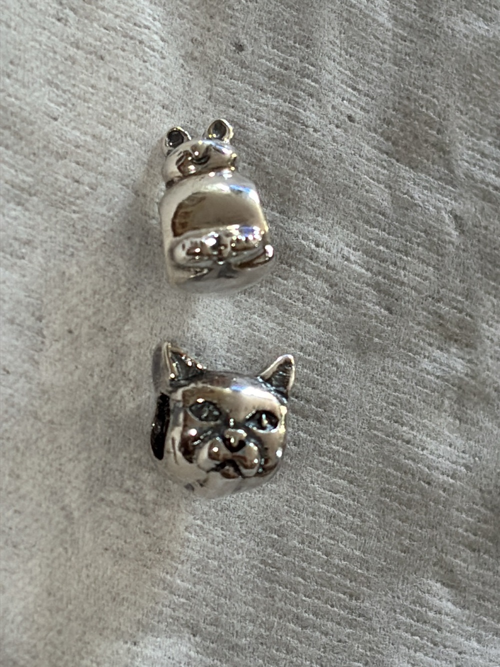 Set of 2 Authentic Retired Pandora Silver Charms - Cat Head & Sitting Kitty